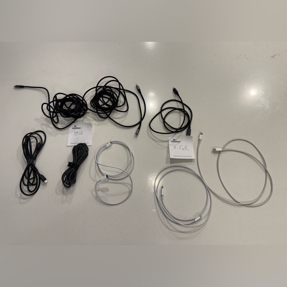 8 Charging Cords    Lightning to USB C